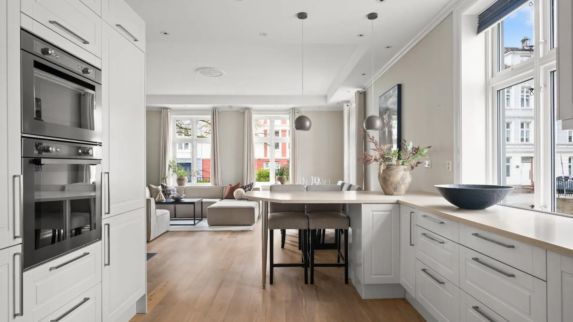 Scandinavian Luxury In Bergen'S Finest Street
