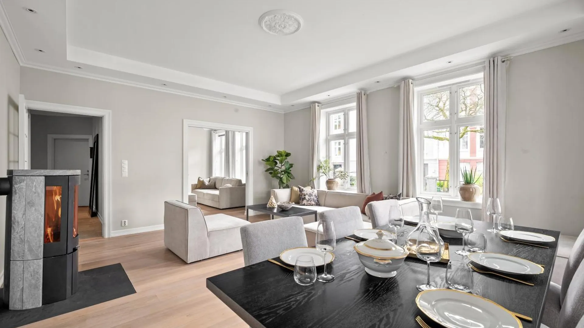 Scandinavian Luxury In Bergen'S Finest Street